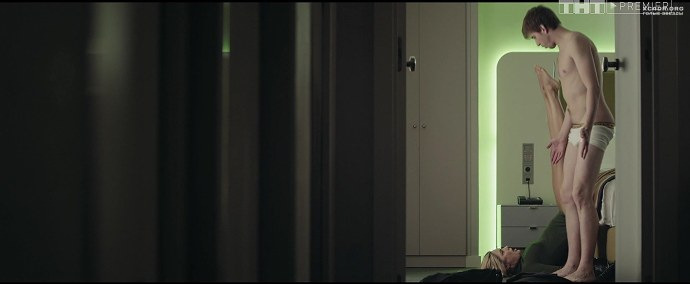 Дарья Мороз голая в сериале