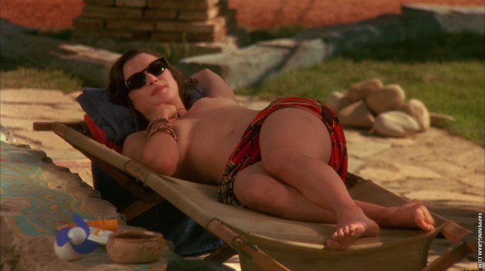 Рейчел Вайс в Эротический фильмах