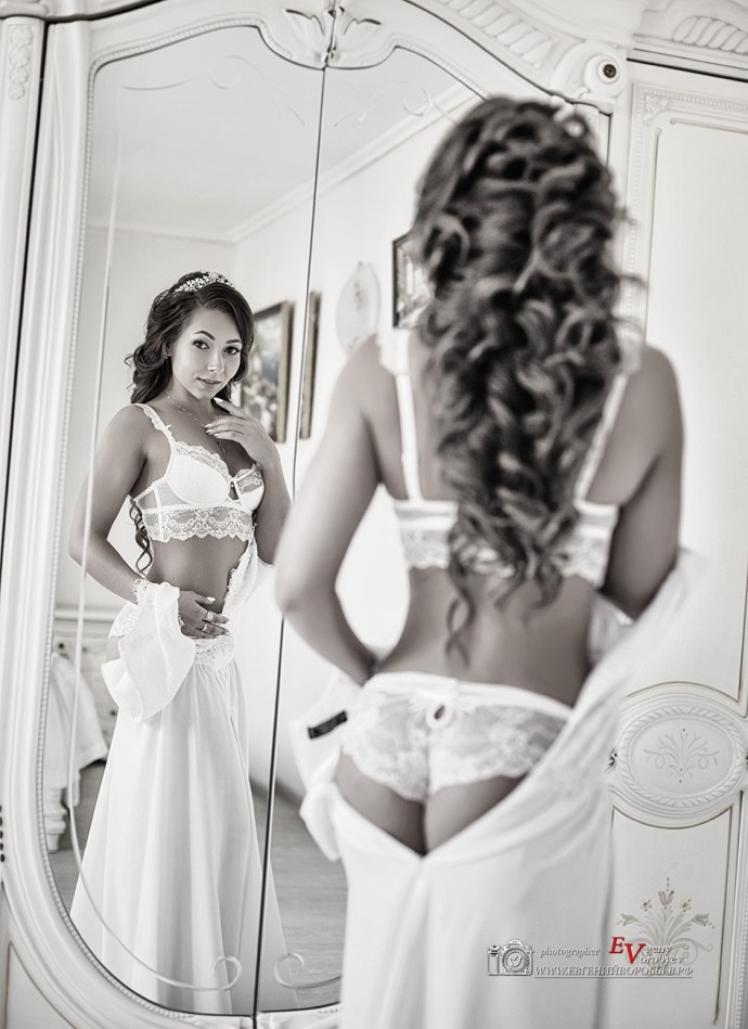 Девушка перед свадьбой