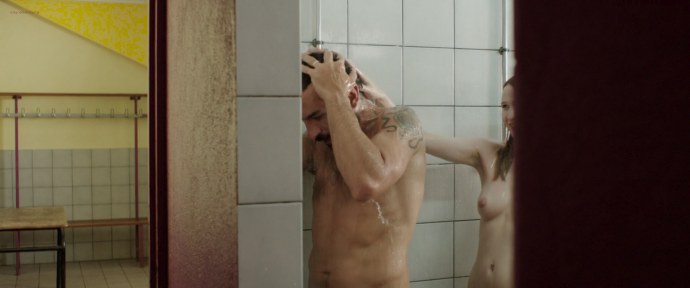 Софи Лоу эротические сцены