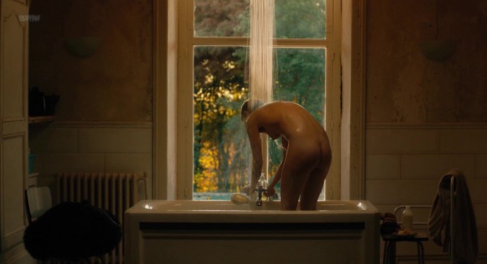 Криста Тере Ренуар голая