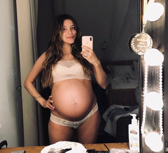 Регина Тодоренко беременн