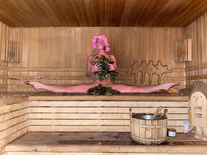 Настя Миронова пресс