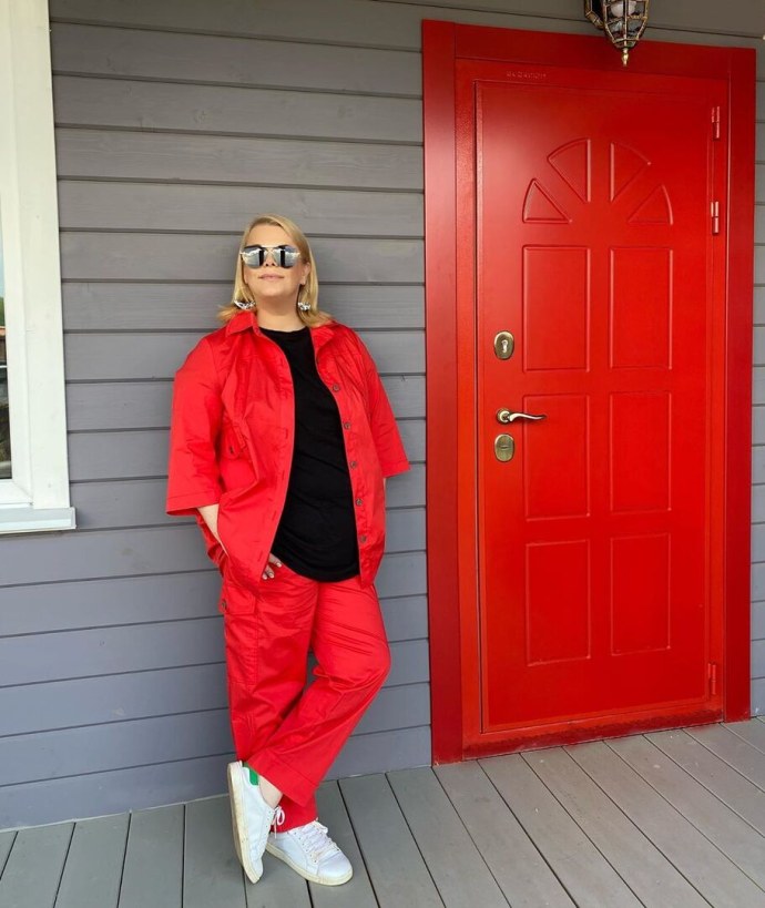 Яна Поплавская фото 2022