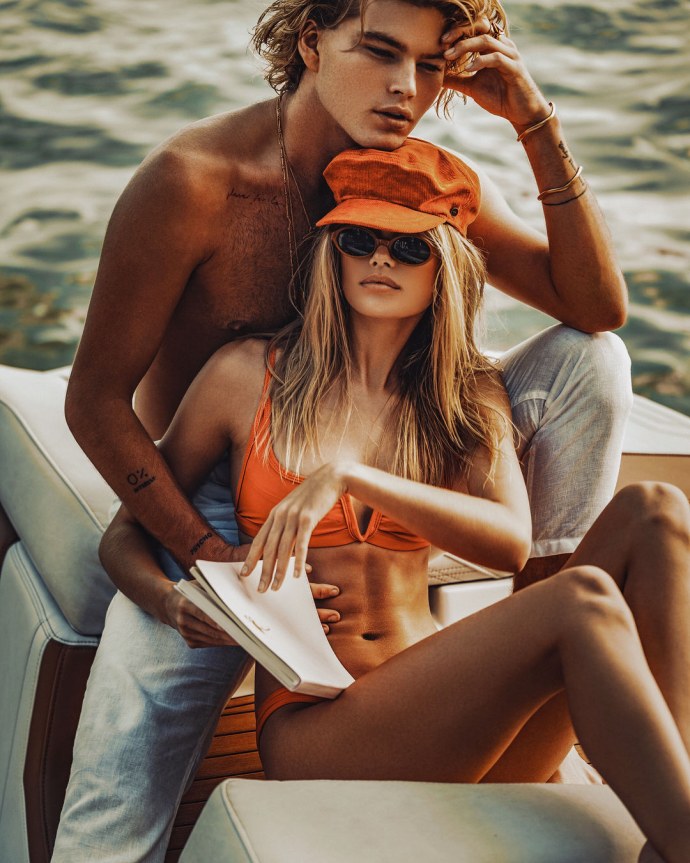 Фрида Аасен на яхте