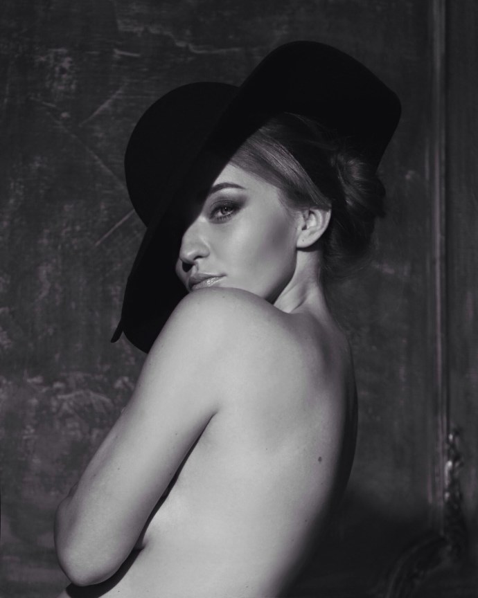 Варвара Гусинская голая