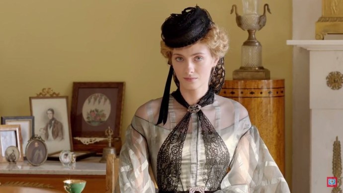 Кристина Асмус постельная сцена в фильме