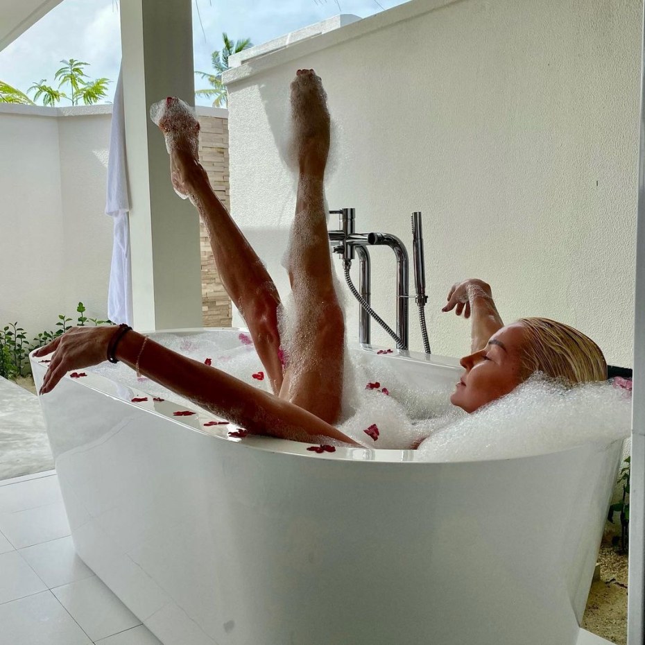 Анастасия Волочкова голая