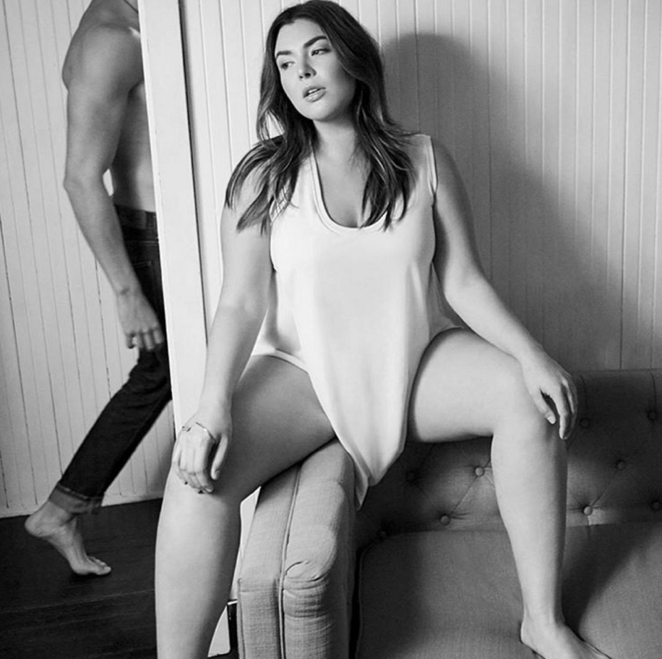 Тианна Грегори в бикини