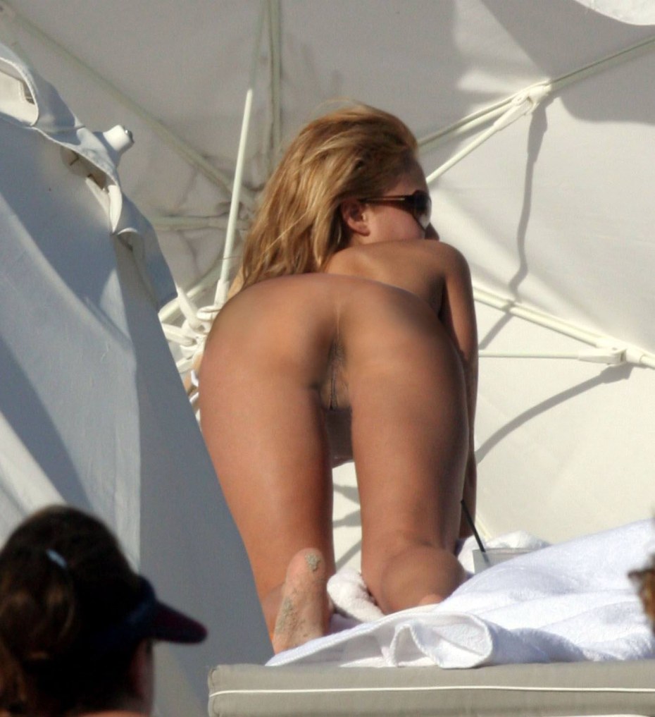 Jessica alba naked butt
