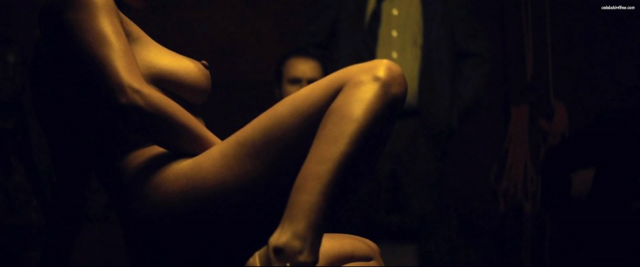 Мелани Лоран эротические сцены