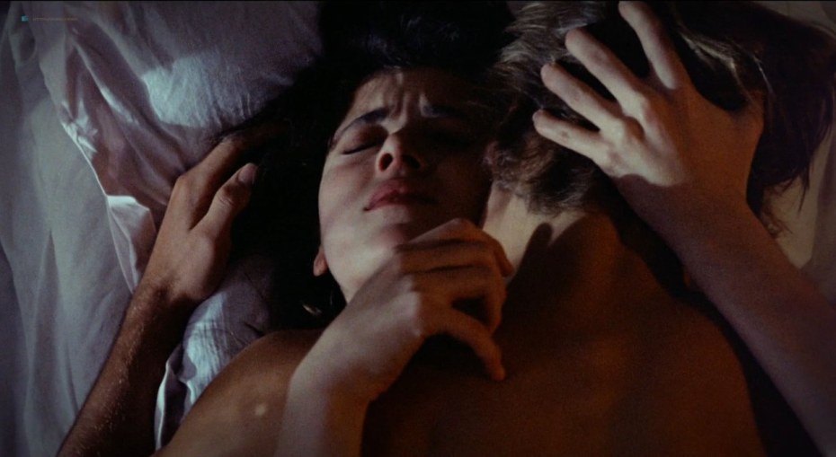 Миа Сара в молодости горячие