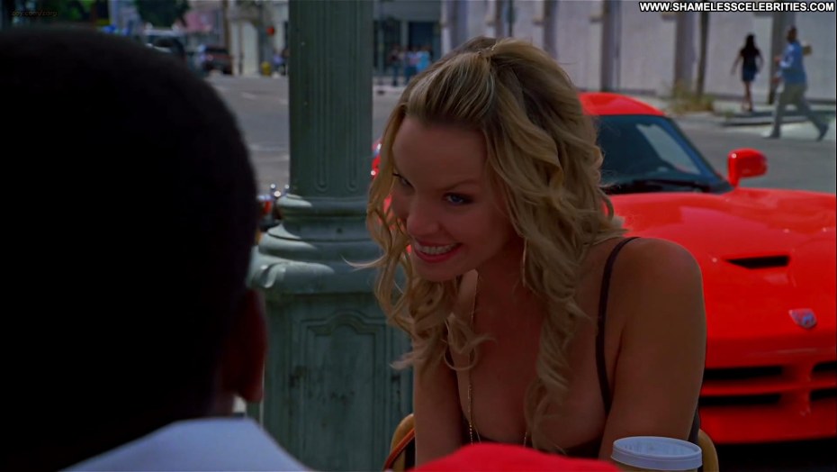 Джессика Альба в купальнике добро пожаловать в рай