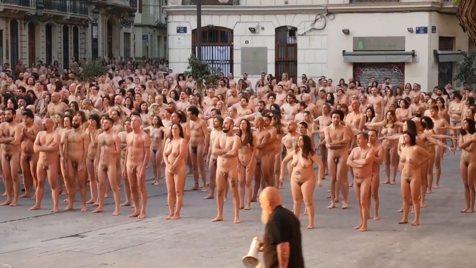 Голая массовка Spencer Tunick