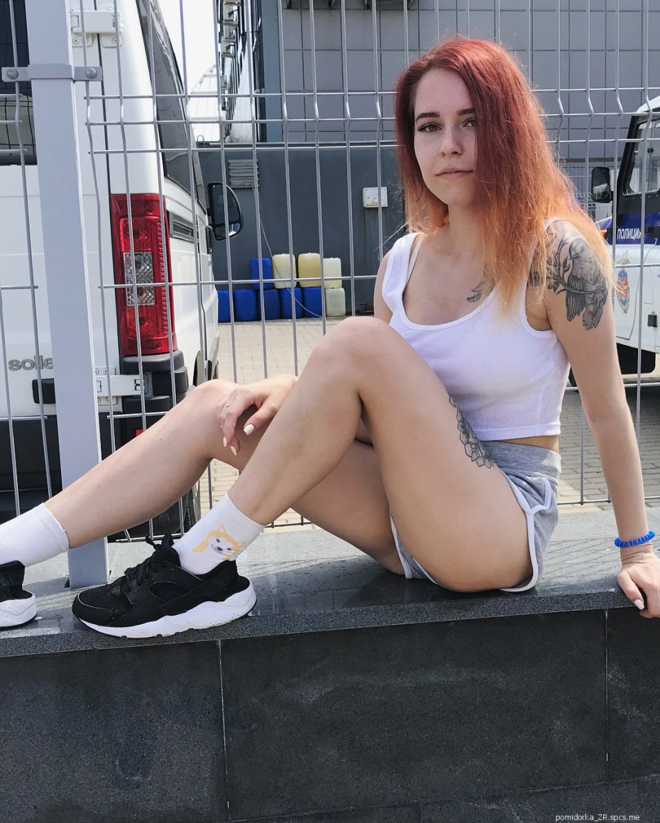 Стримеры раздеваются на камеру