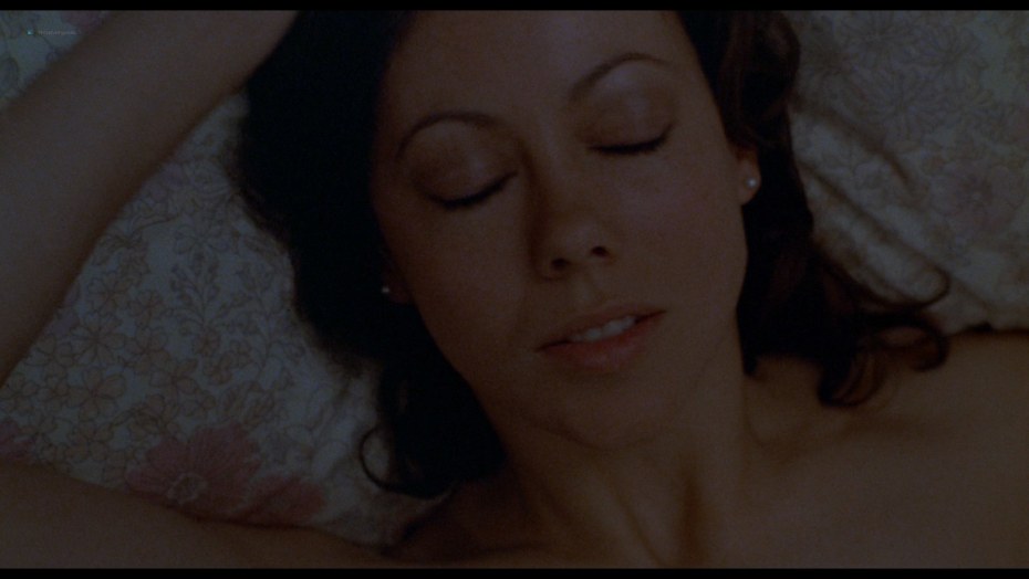 Jenny Agutter nude in an American Werewolf in London