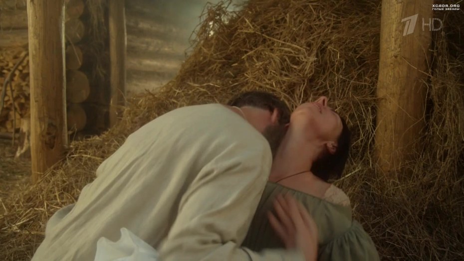 Саша Блейз на сеновале