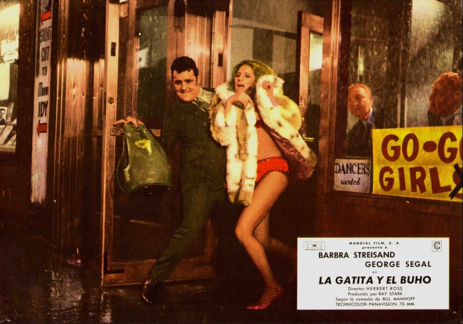 Барбара Стрейзанд ногти