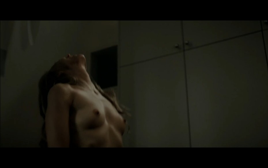 Яна Палласке грудь