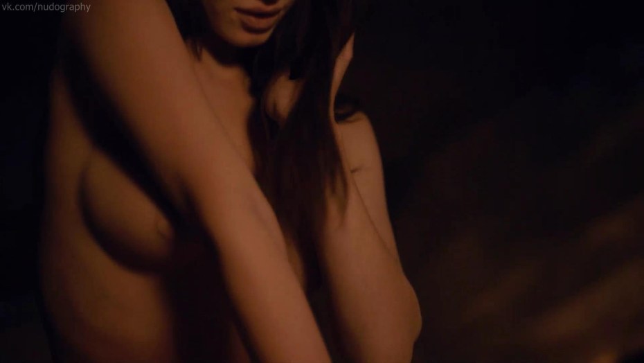 Юлия Санрайз порноактриса