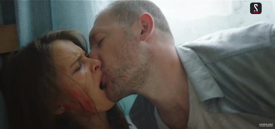 Аксенова любовь актриса сиськи