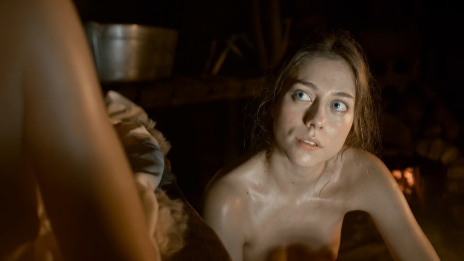 Татьяна Бабенкова сиськи в фильмах