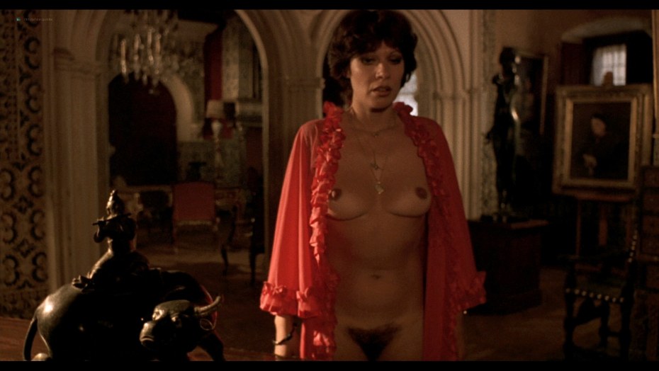 Нанда Ван берген голая