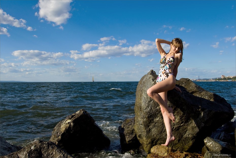 Анна Князева в купальнике