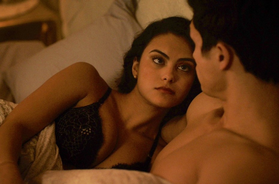 Камилла Мендес hot