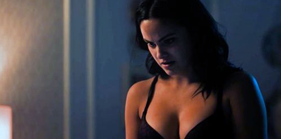 Камилла Мендес горячие Ривердейл сцены