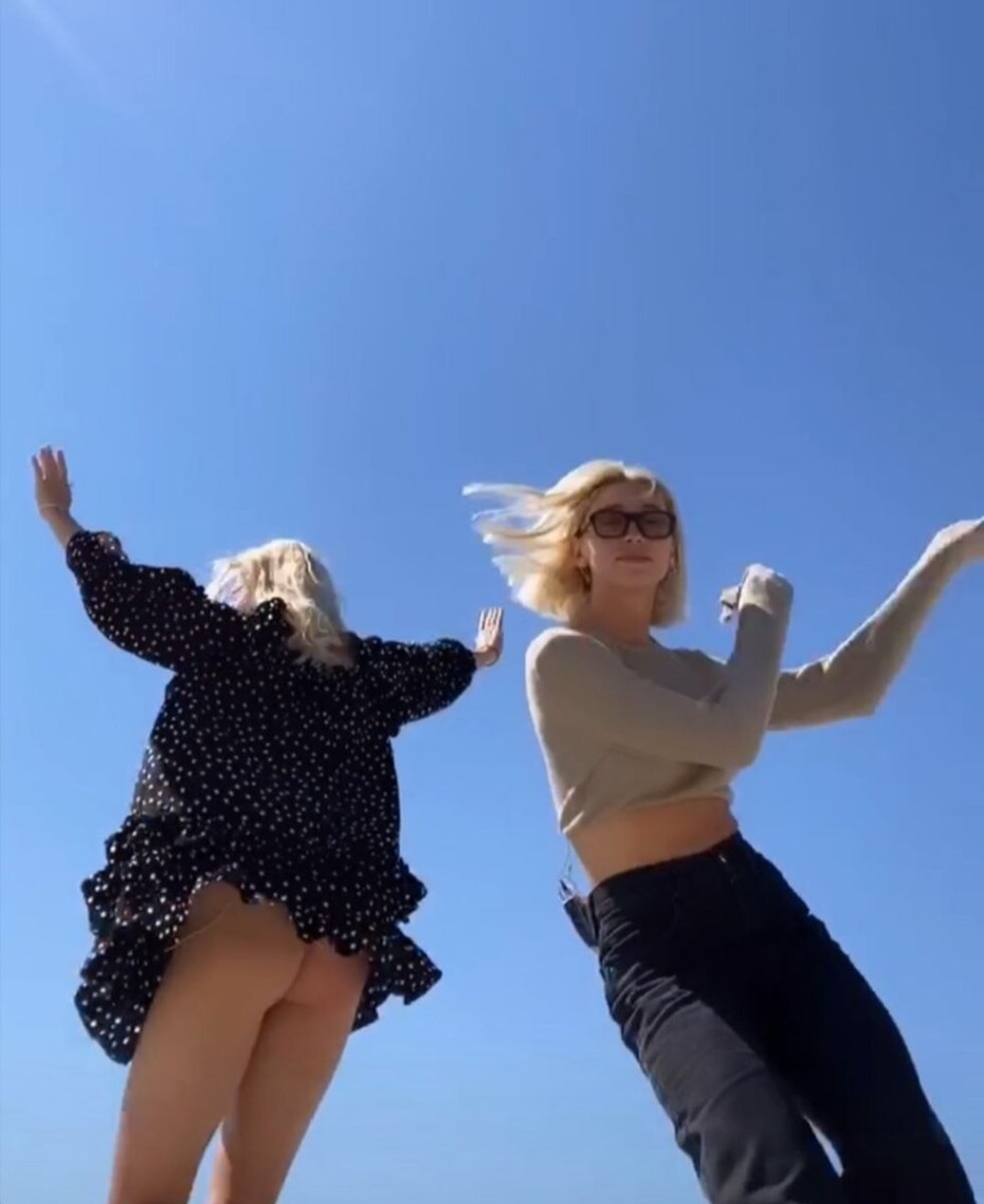 Матильда Шнурова и Ивлеева