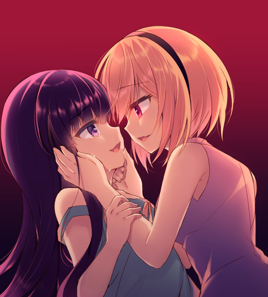 Сатоко ходзё и Рика Фуруде Юри