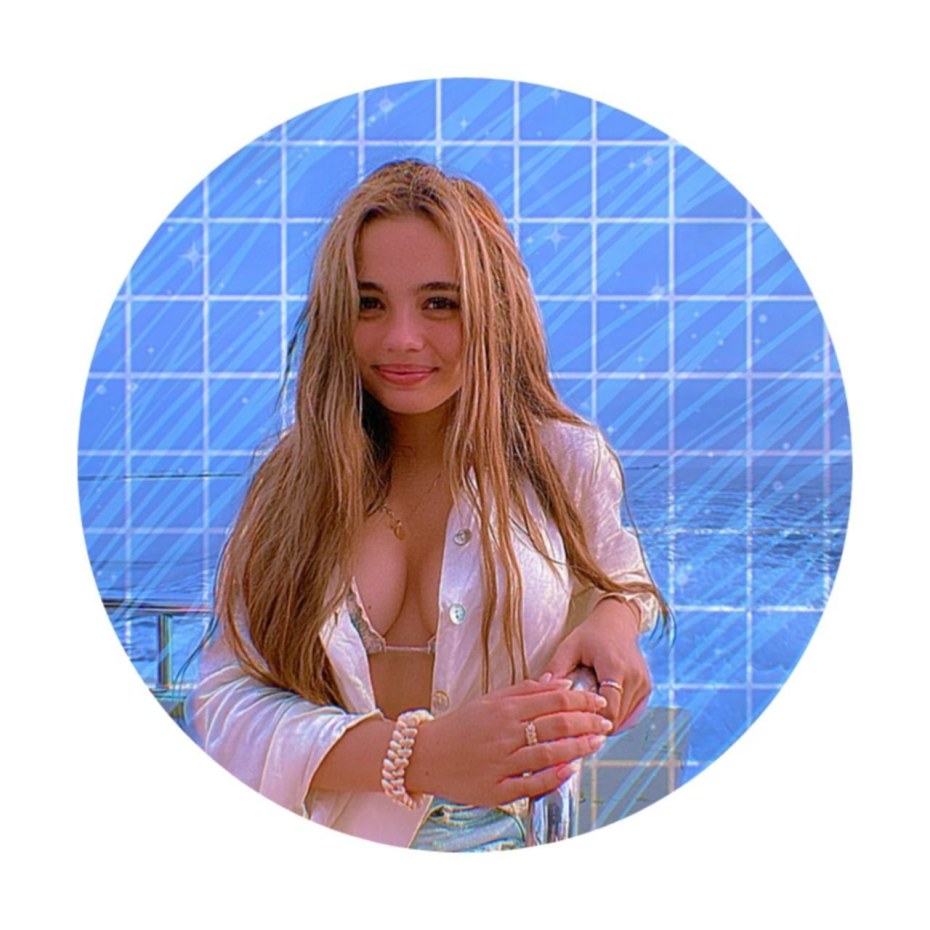 Юля гаврилина в купальнике 2022