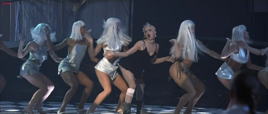 Лори петти танкистка ню