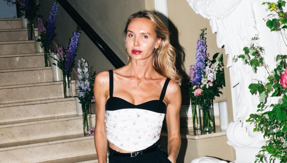 Илона Коринец