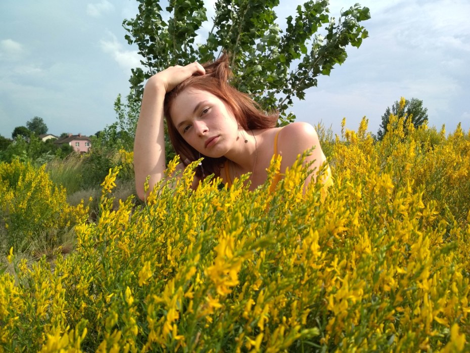 Голая роза Сябитова голая