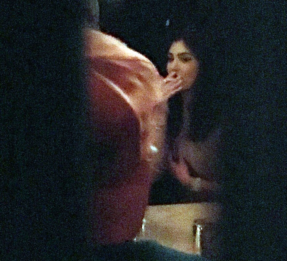 Кайли Дженнер голая 2020