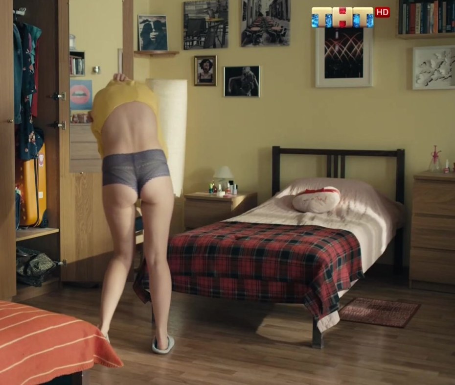 Екатерина Шумакова в Нижнем белье универ новая общага