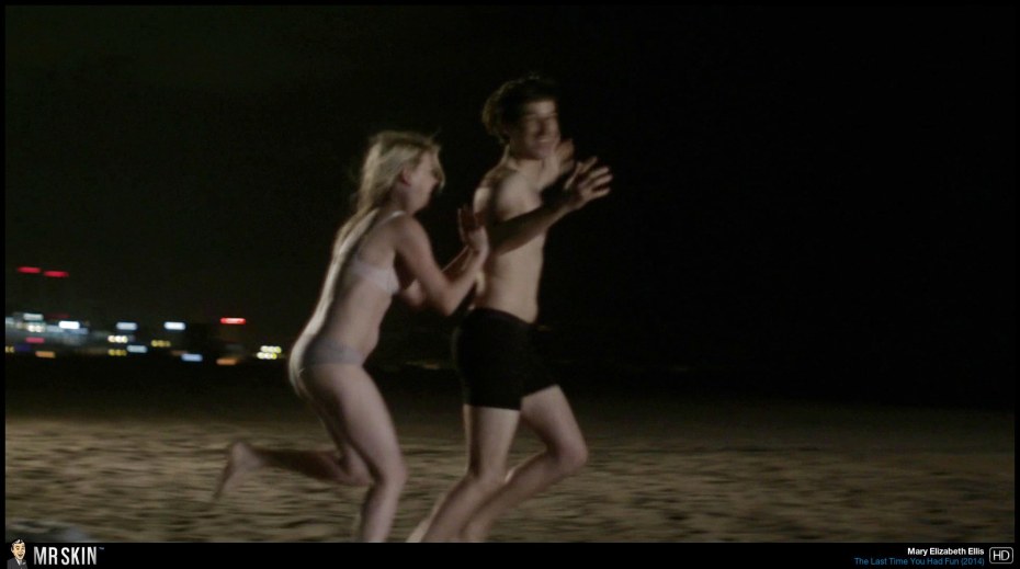 Мэри Элизабет Эллис голая