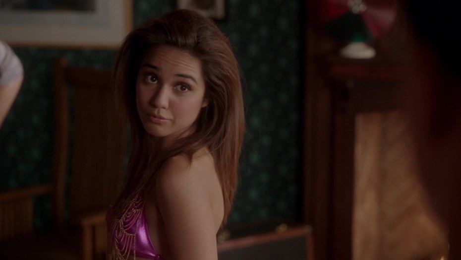 Голая саммер Бишил (Summer Bishil