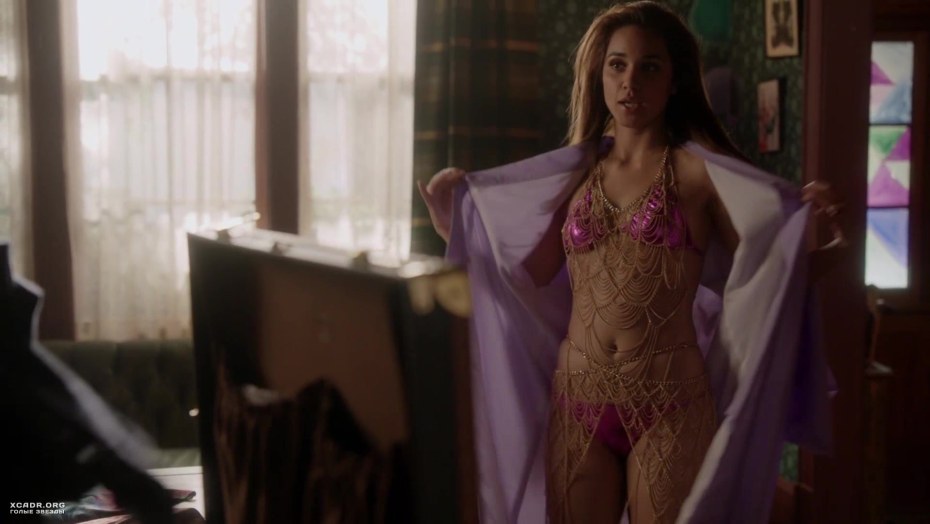 Саммер Бишил