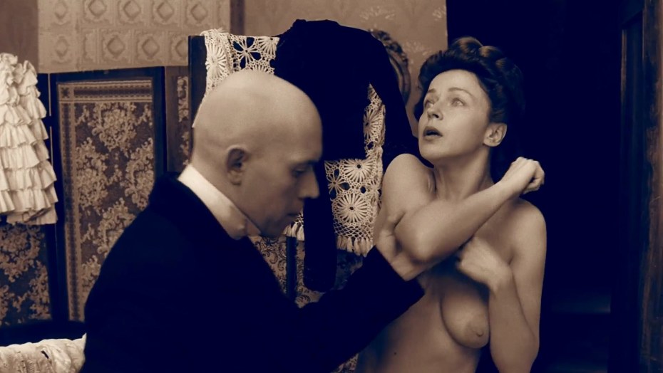 Анжелика Неволина про уродов