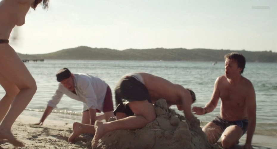 Про уродов и людей голая баба