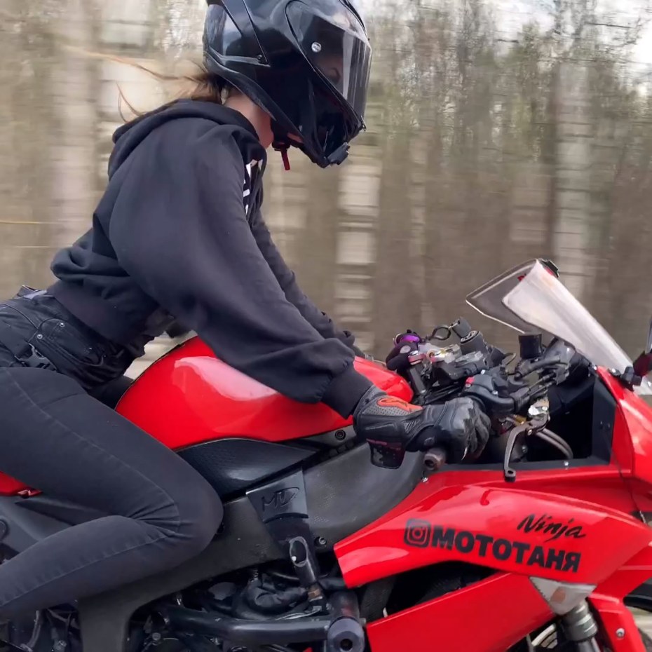 Саша Озолина Химки