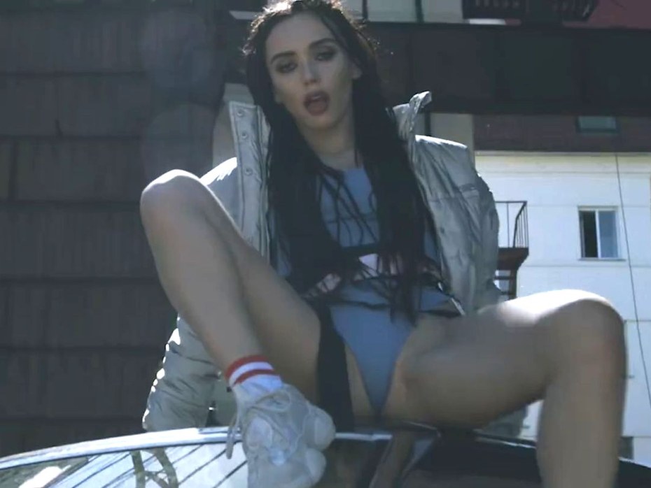 Порноактриса Оля Серябкина