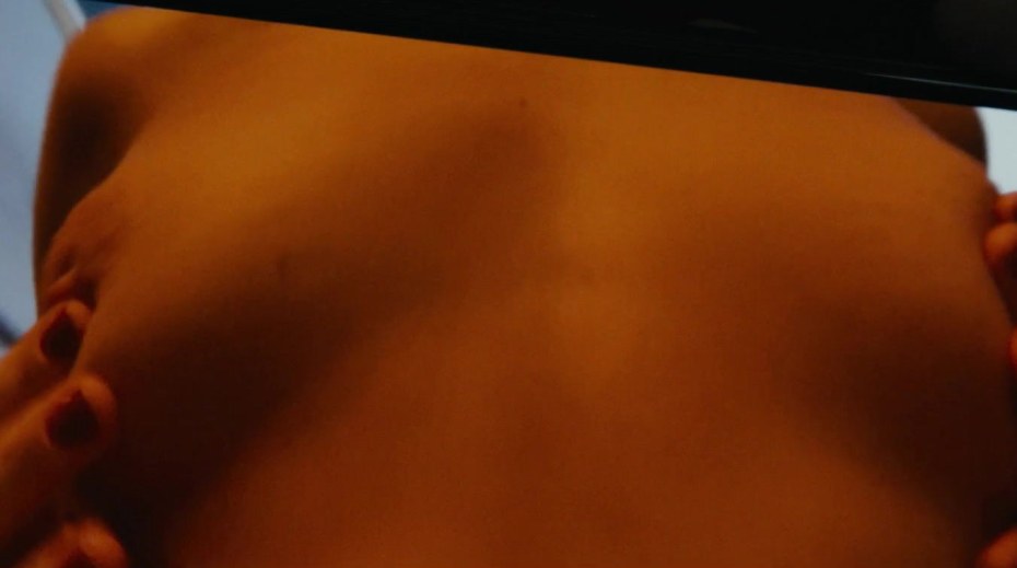 А-зори-здесь-тихие-2015 Женя Малахова сиськи