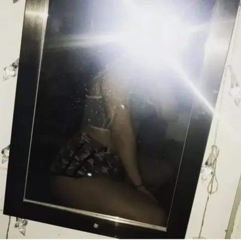 Спящую блондинку в попку