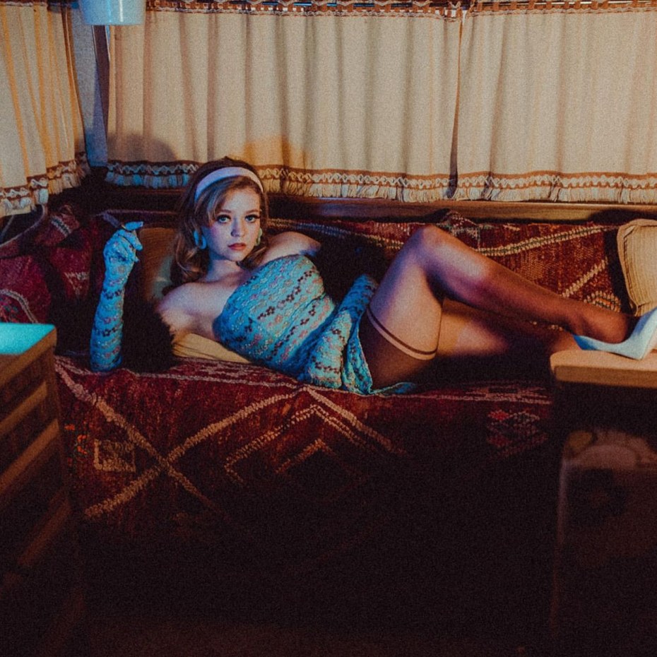 Эмили Осмент секс.порно