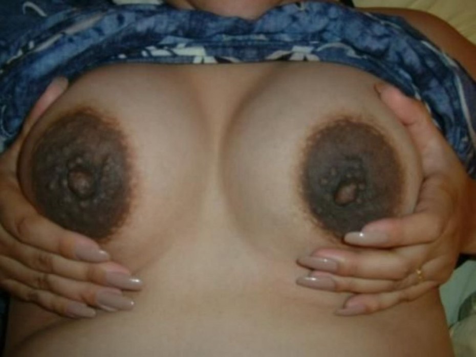 Коричневые соски у женщин