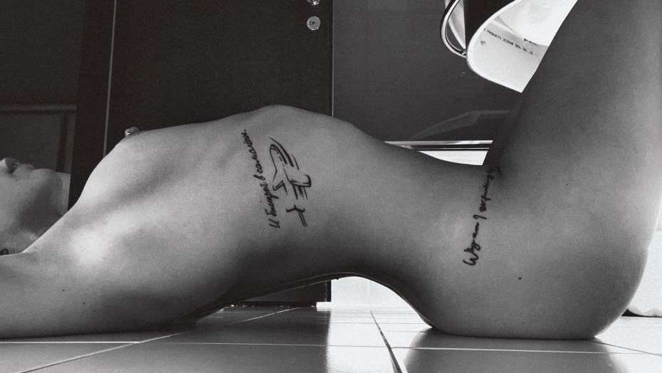 Голые голубоглазые блондинки